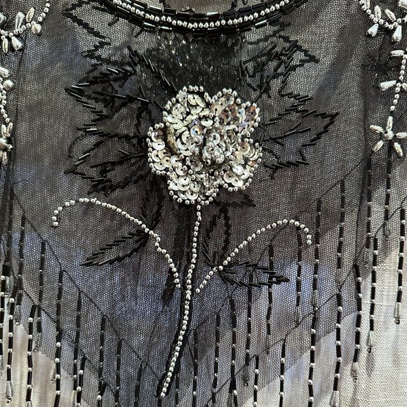 Black & Silver Beaded Sequin Mesh Pullover Capelet Collar Shawl - Picture 9 of 15